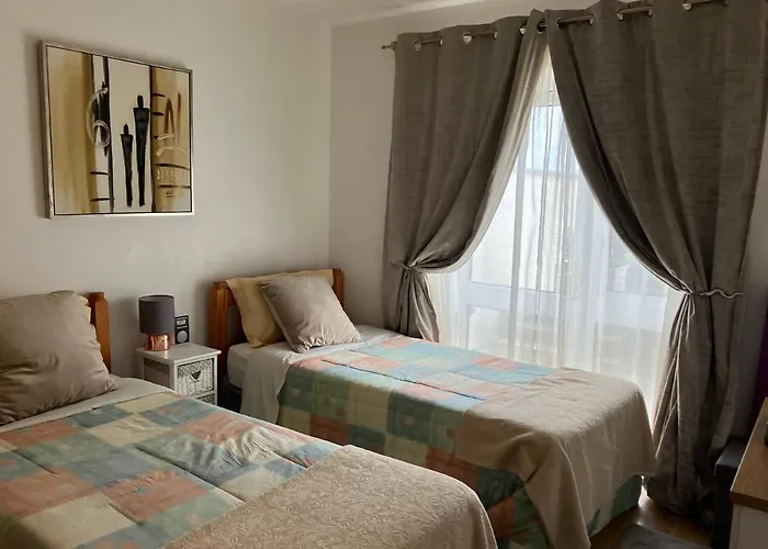 Chezvous Appartement Swords